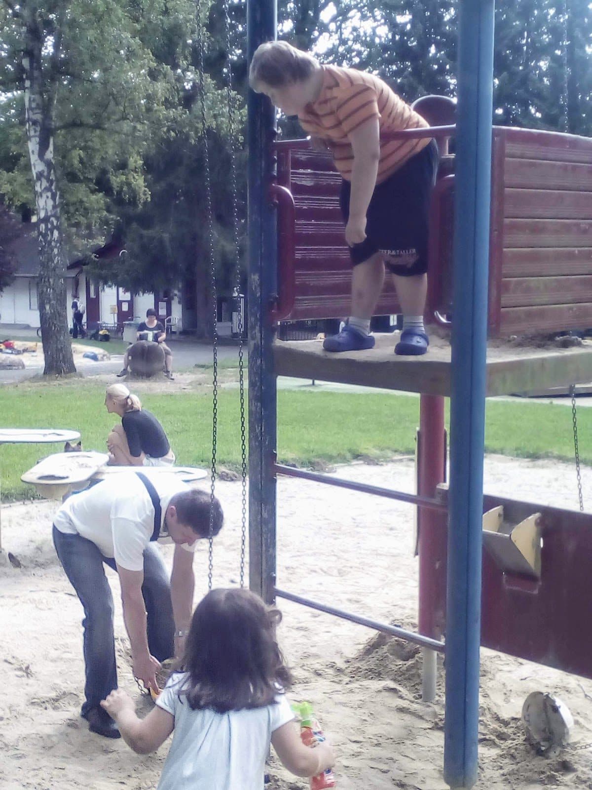 Dětské hřiště — fotka 2