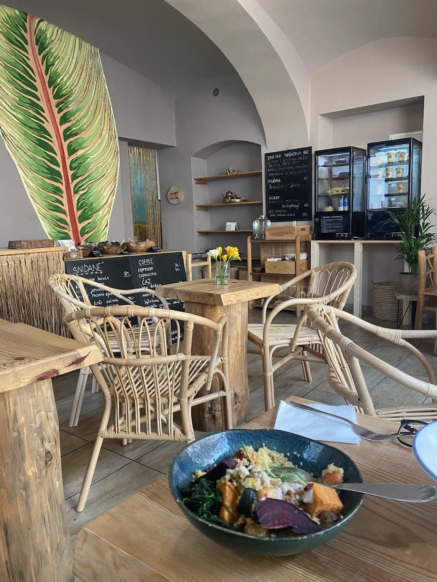Manuja — Restaurace v České Lípě