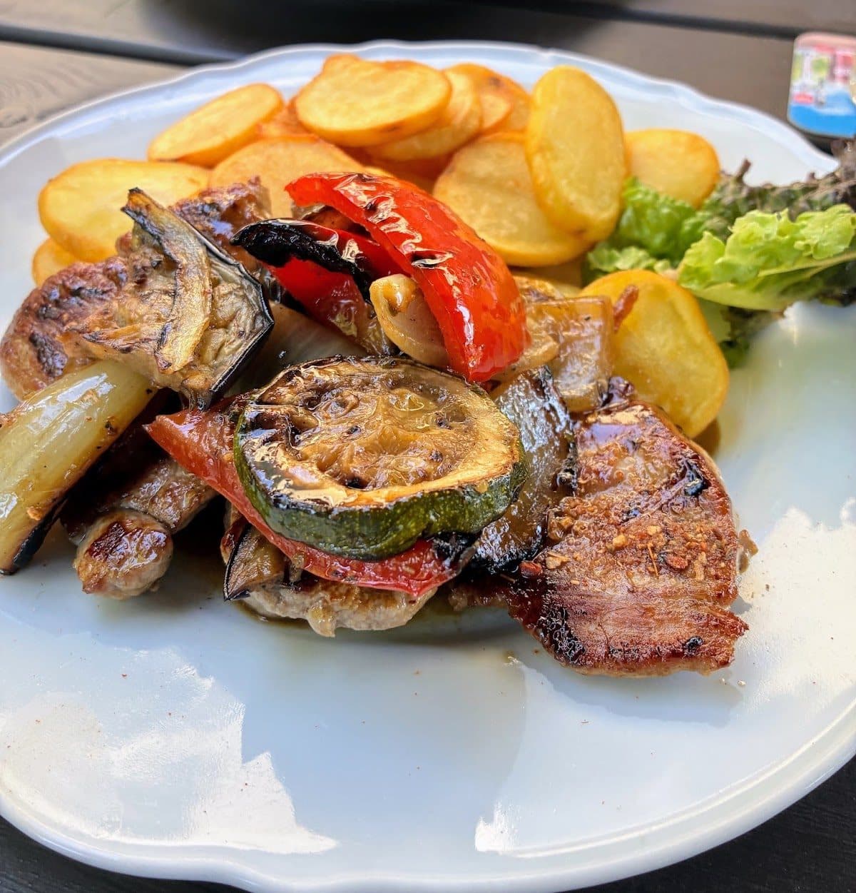 Restaurace Svárov — fotka 2