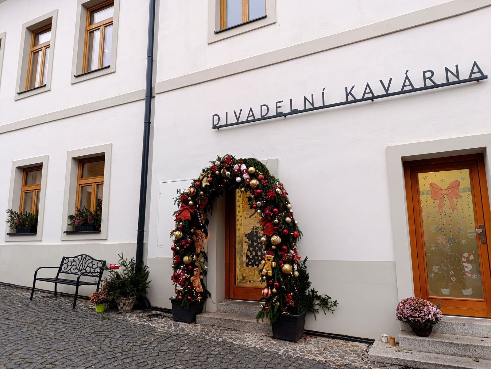 Květinová kavárna — Kavárna v České Lípě